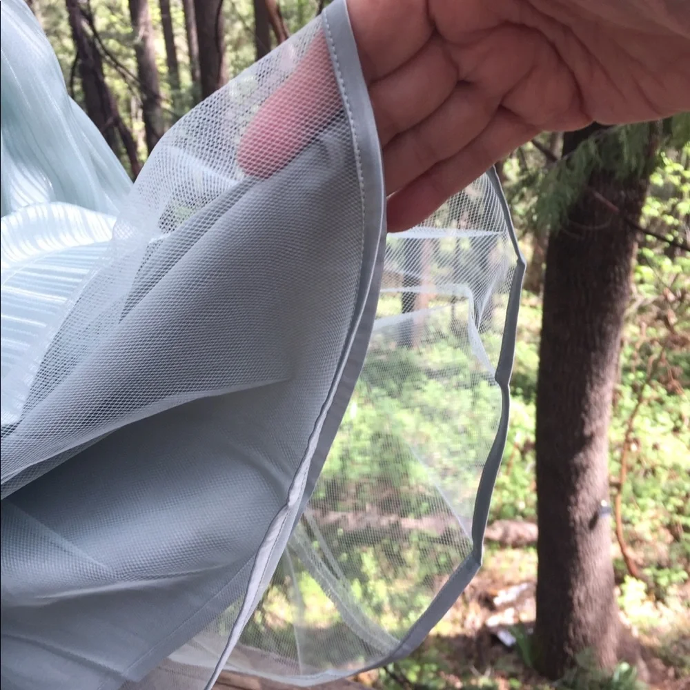 Bebe palest pastel mint green, lace panel backed halter dress - Picture 7 of 14